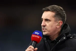 Gary Neville Slams Ruben Amorim for 'Killing' Kobbie Mainoo in 'Worst' Man Utd Decision